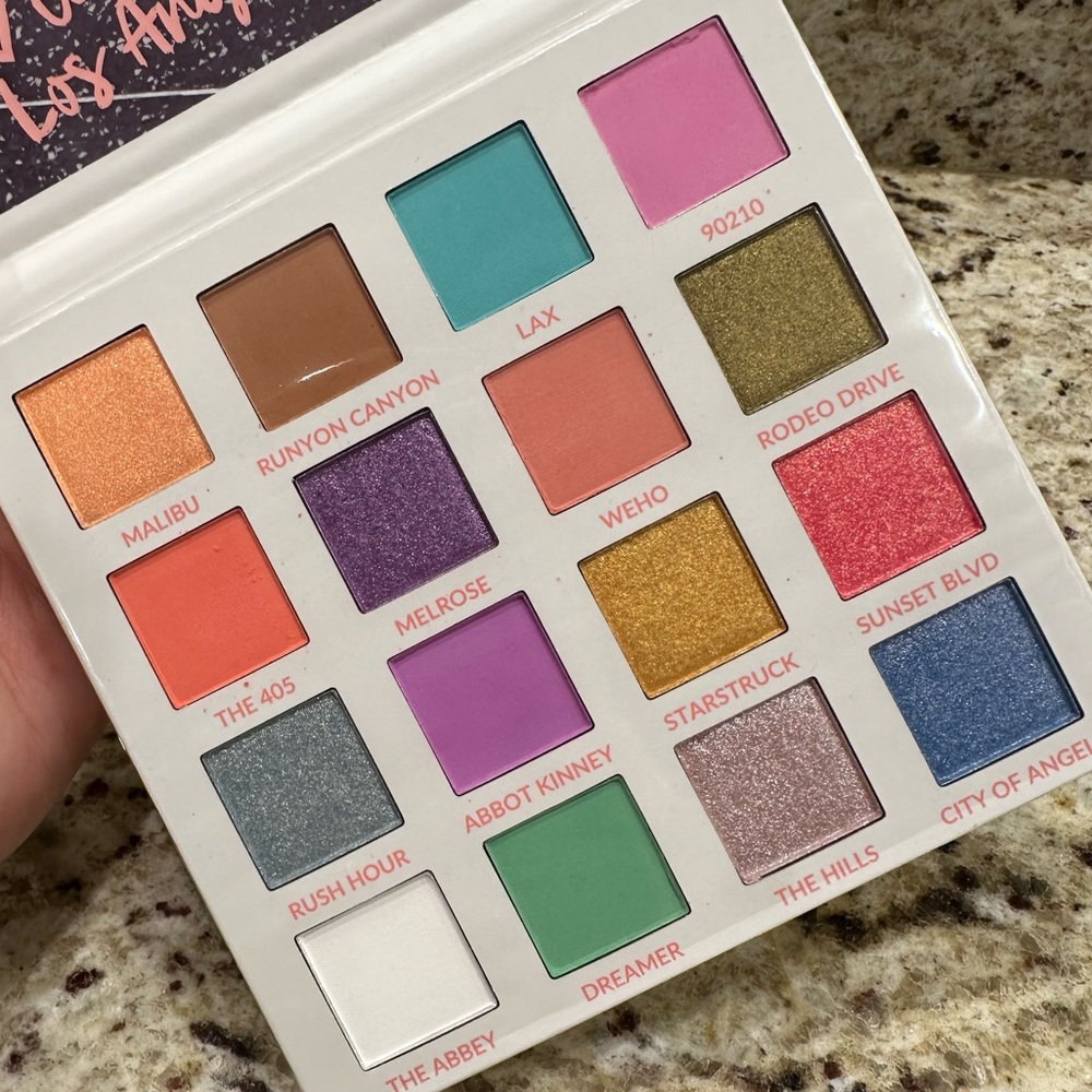 4 for $32 ~ Stocking Stuffers ~ BH Cosmetics Los Angeles Eyeshadow Palette RARE